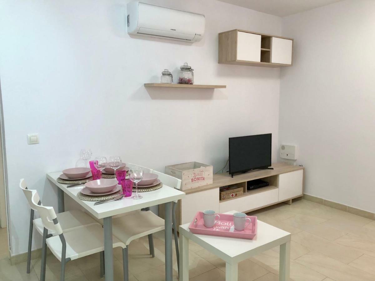 Sweet Pink Apartment Malaga Exterior photo